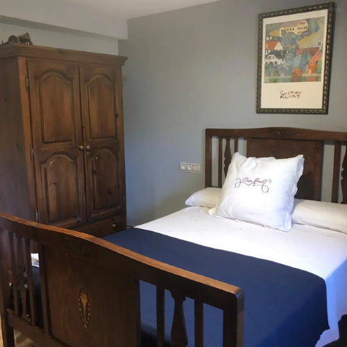 0220n12000amw7am31469_W_1280_853_R5