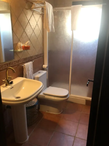 0224212000amrbw6wE68F_W_1280_853_R5