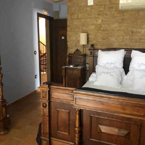 0226712000amrbjry15A6_W_1280_853_R5