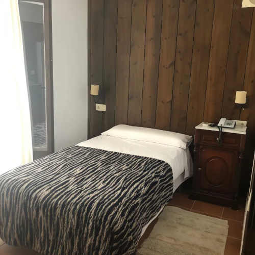 0586c12000cse57pi9168_W_1280_853_R5